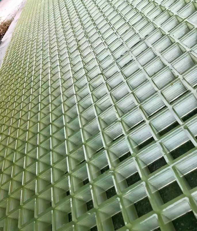 Griglia di resina pura Griglia di griglia FRP Usare passeggiata o piattaforma in 38*38*38mm Dimensione del pannello personalizzata